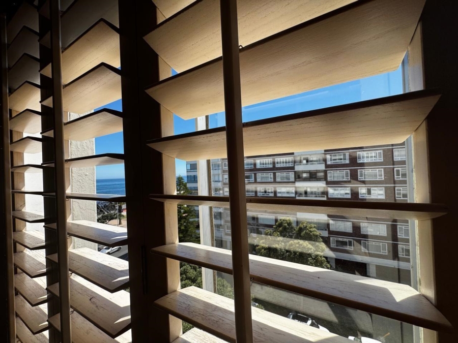 To Let 2 Bedroom Property for Rent in Sea Point Western Cape